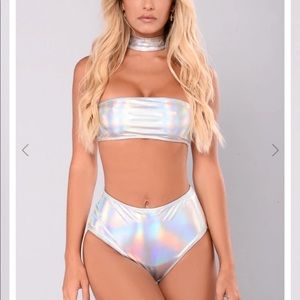 Fashion Nova Discovery Metallic Bikini